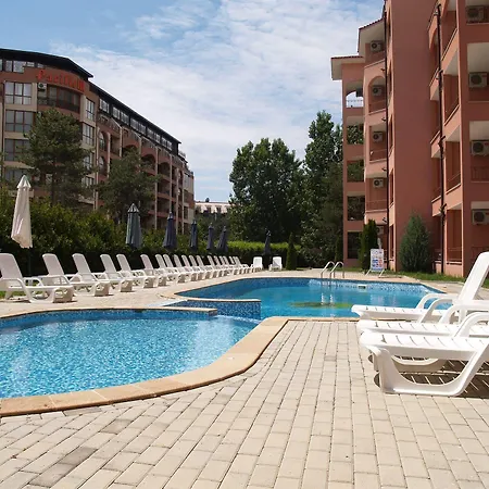 Апартхотел Sunflower Complex